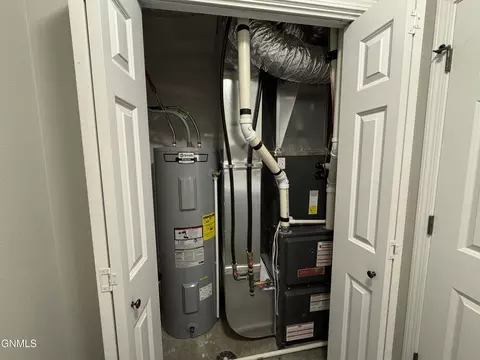 Other - 3304 Kenner Loop, Bismarck, ND 58504 photo 6 of 13