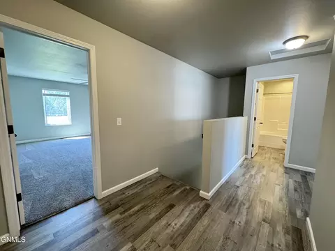 Entry Way - 3304 Kenner Loop, Bismarck, ND 58504 photo 6 of 7