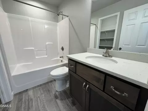 Bath - 3304 Kenner Loop, Bismarck, ND 58504 photo 1 of 6