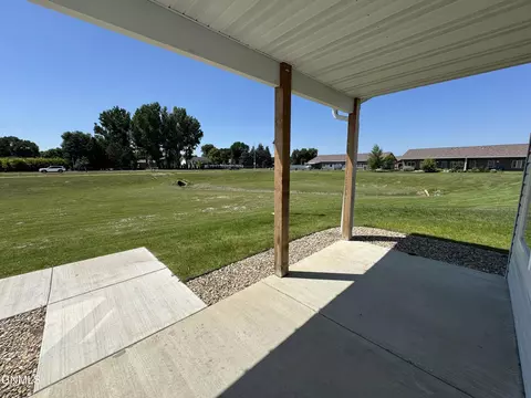 Exterior - 3304 Kenner Loop, Bismarck, ND 58504 photo 8 of 10