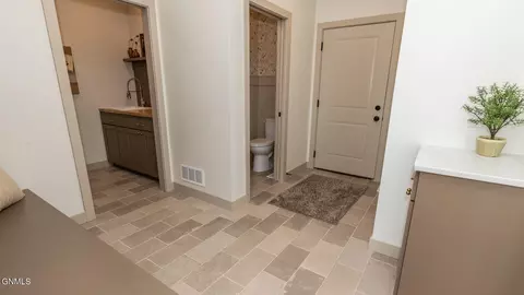 3403 Palmer Pl, Bismarck, ND 58503 photo 35
