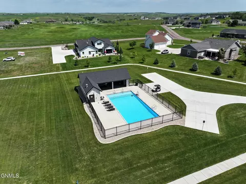 3403 Palmer Pl, Bismarck, ND 58503 photo 55
