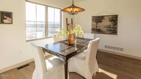 3403 Palmer Pl, Bismarck, ND 58503 photo 24