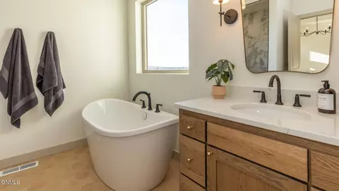 3403 Palmer Pl, Bismarck, ND 58503 photo 30