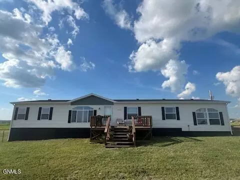 13358 29a St NW, Arnegard, ND 58835