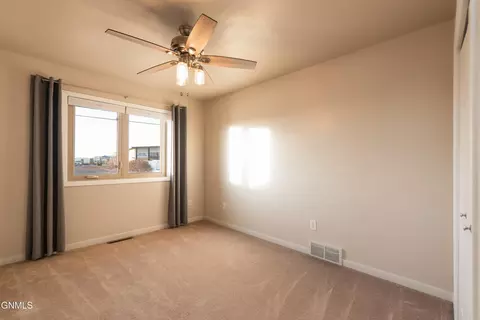 3422 Rosser Ave, Bismarck, ND 58501 photo 10