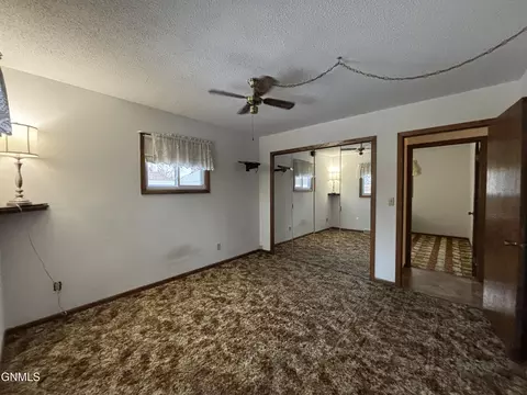 Bedroom - 917 Main St, Stanton, ND 58571 photo 4 of 6