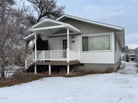 Exterior - 917 Main St, Stanton, ND 58571 photo 1 of 4