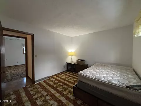 Bedroom - 917 Main St, Stanton, ND 58571 photo 2 of 6
