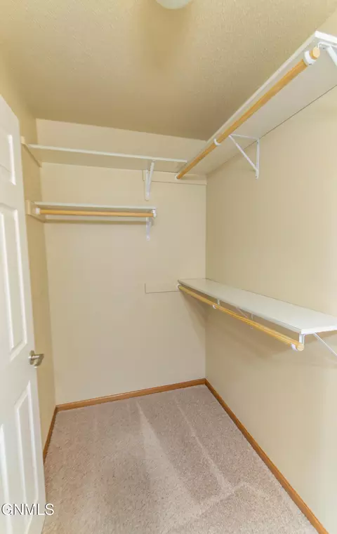 1073 Turnpike Ave, Bismarck, ND 58501 photo 16