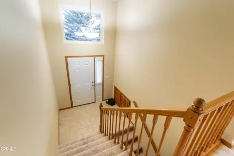 1073 Turnpike Ave, Bismarck, ND 58501 photo 2