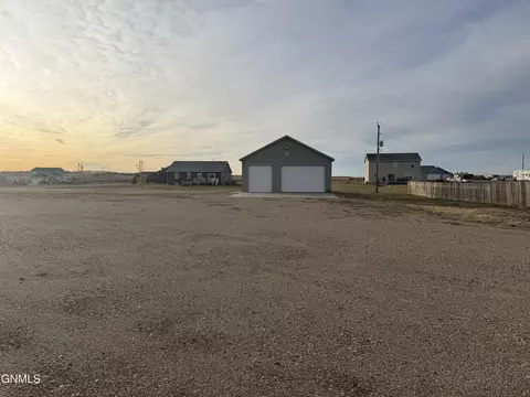 Exterior - 13683 Mulberry, Williston, ND 58801 photo 4 of 7