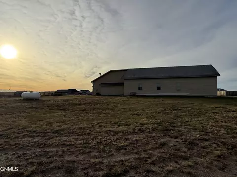 Exterior - 13683 Mulberry, Williston, ND 58801 photo 6 of 7