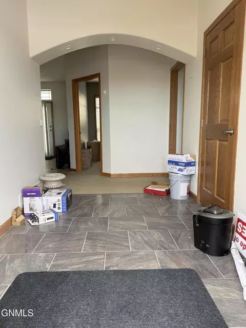 Entry Way - 13683 Mulberry, Williston, ND 58801 photo 1 of 5