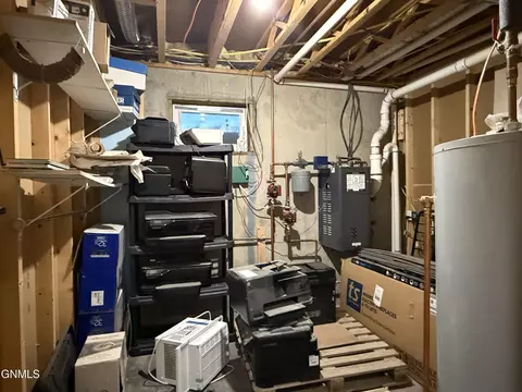 Other - 13683 Mulberry, Williston, ND 58801 photo 38 of 50