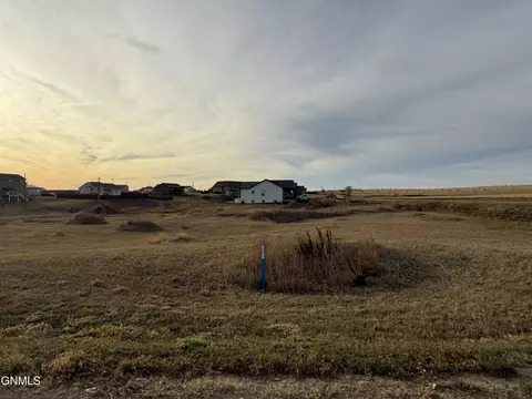 5980 137th Ave NW, Williston, ND 58801 photo 4