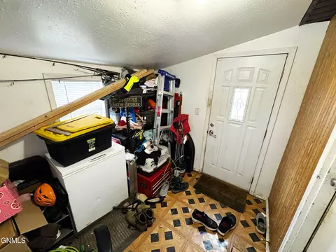 203 E Deer St, Mandan, ND 58554 photo 13