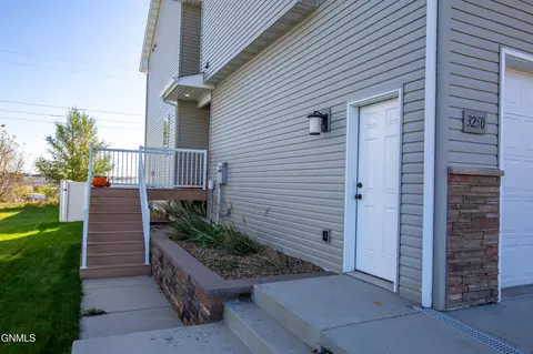 3250 Capitol Ave E, Bismarck, ND 58501 photo 4
