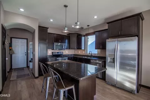 3250 Capitol Ave E, Bismarck, ND 58501 photo 20