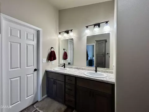 155 Pine Ave, Mapleton, ND 58059 photo 7