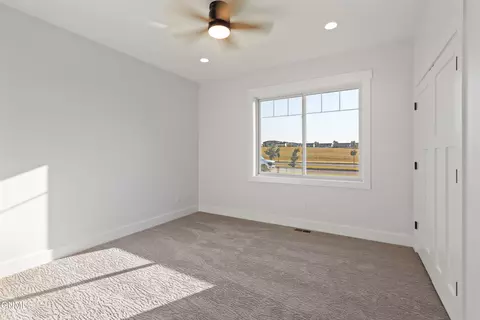 3103 44th Ave W, Williston, ND 58801 photo 29