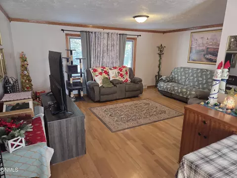 Living - 601 14th Ave W, Williston, ND 58801 photo 1 of 1
