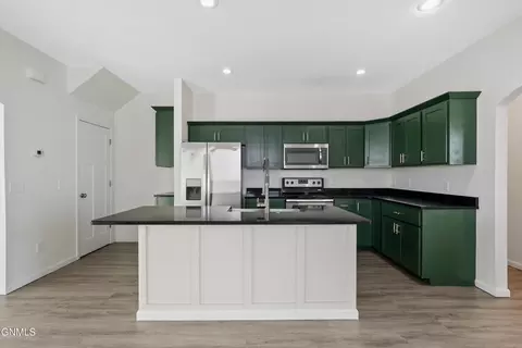 3208 Jericho Rd, Bismarck, ND 58503 photo 4