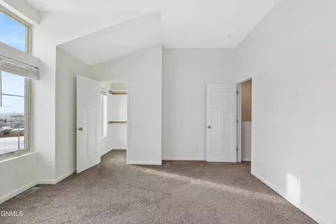 3208 Jericho Rd, Bismarck, ND 58503 photo 17