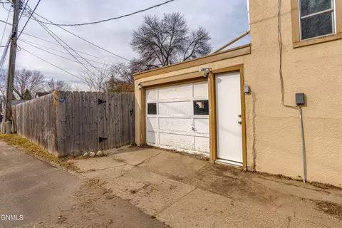 Other - 909 E Avenue Ave E, Bismarck, ND 58501 photo 18 of 20
