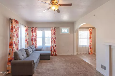 Living - 909 E Avenue Ave E, Bismarck, ND 58501 photo 1 of 4