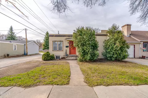 Other - 909 E Avenue Ave E, Bismarck, ND 58501 photo 1 of 20