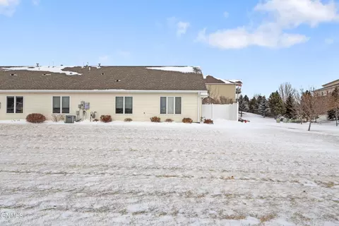 Exterior - 2129 Koch Dr, Bismarck, ND 58503 photo 4 of 4