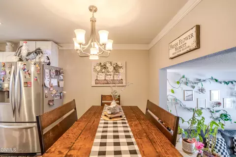 Dining - 2872 Warwick Loop, Bismarck, ND 58504 photo 1 of 2