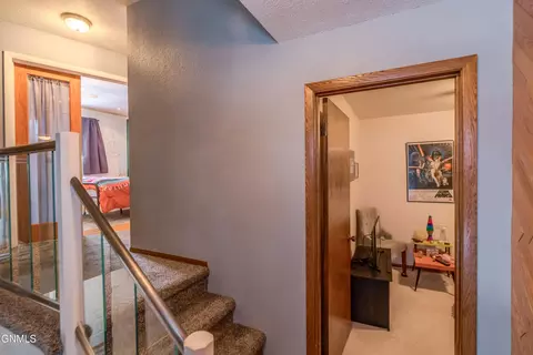 Entry Way - 2872 Warwick Loop, Bismarck, ND 58504 photo 4 of 5