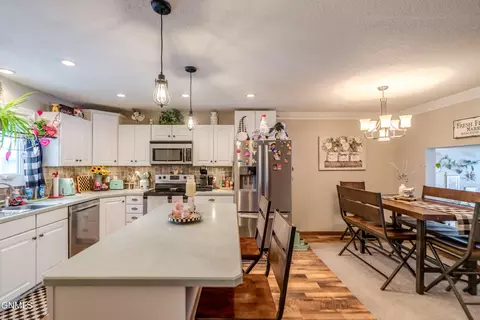 Kitchen - 2872 Warwick Loop, Bismarck, ND 58504 photo 2 of 9