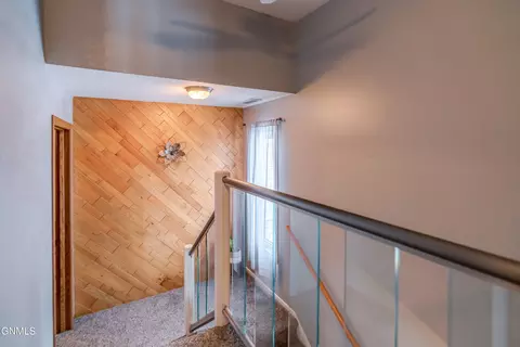 Entry Way - 2872 Warwick Loop, Bismarck, ND 58504 photo 3 of 5