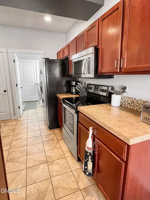Kitchen - 2818 23rd St W, Williston, ND 58801 photo 3 of 3