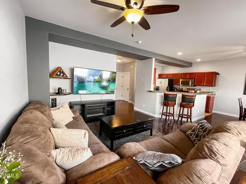 Living - 2818 23rd St W, Williston, ND 58801 photo 3 of 3