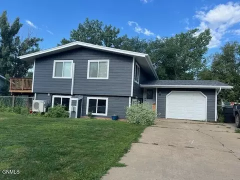 1469 2nd Ave E, Dickinson, ND 58601 photo 60
