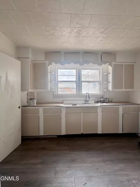 Kitchen - 134 E Broadway St, Dickinson, ND 58601 photo 1 of 5