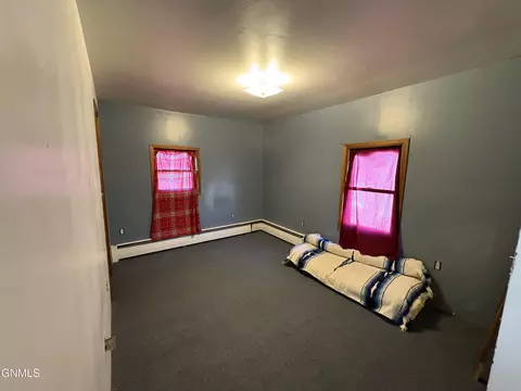 Bedroom - 715 4th St, Edgeley, ND 58433 photo 3 of 5