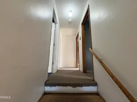 Entry Way - 715 4th St, Edgeley, ND 58433 photo 1 of 4