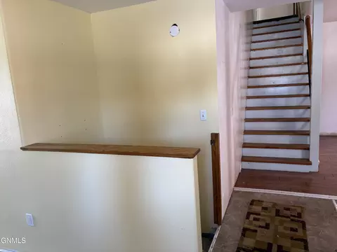 Entry Way - 715 4th St, Edgeley, ND 58433 photo 4 of 4