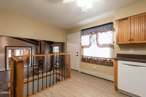 1001 2nd St NE, Mandan, ND 58554 photo 13