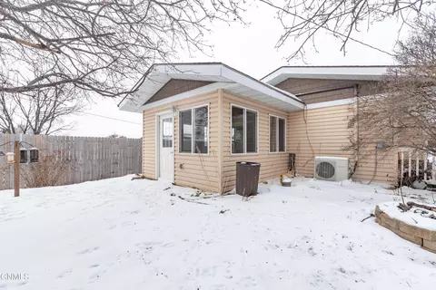 1001 2nd St NE, Mandan, ND 58554 photo 27