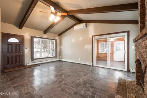 1001 2nd St NE, Mandan, ND 58554 photo 8
