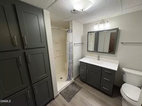 Bath - 615 Main St, Edgeley, ND 58433 photo 3 of 4