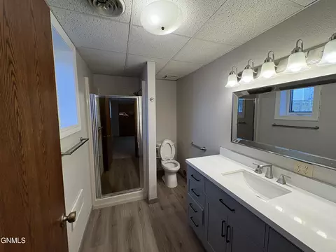 Bath - 615 Main St, Edgeley, ND 58433 photo 2 of 4