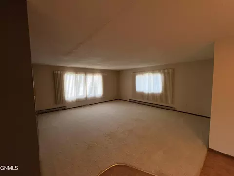 Living - 615 Main St, Edgeley, ND 58433 photo 2 of 4