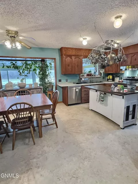 Kitchen - 2145 34th St, Mandan, ND 58554 photo 7 of 9